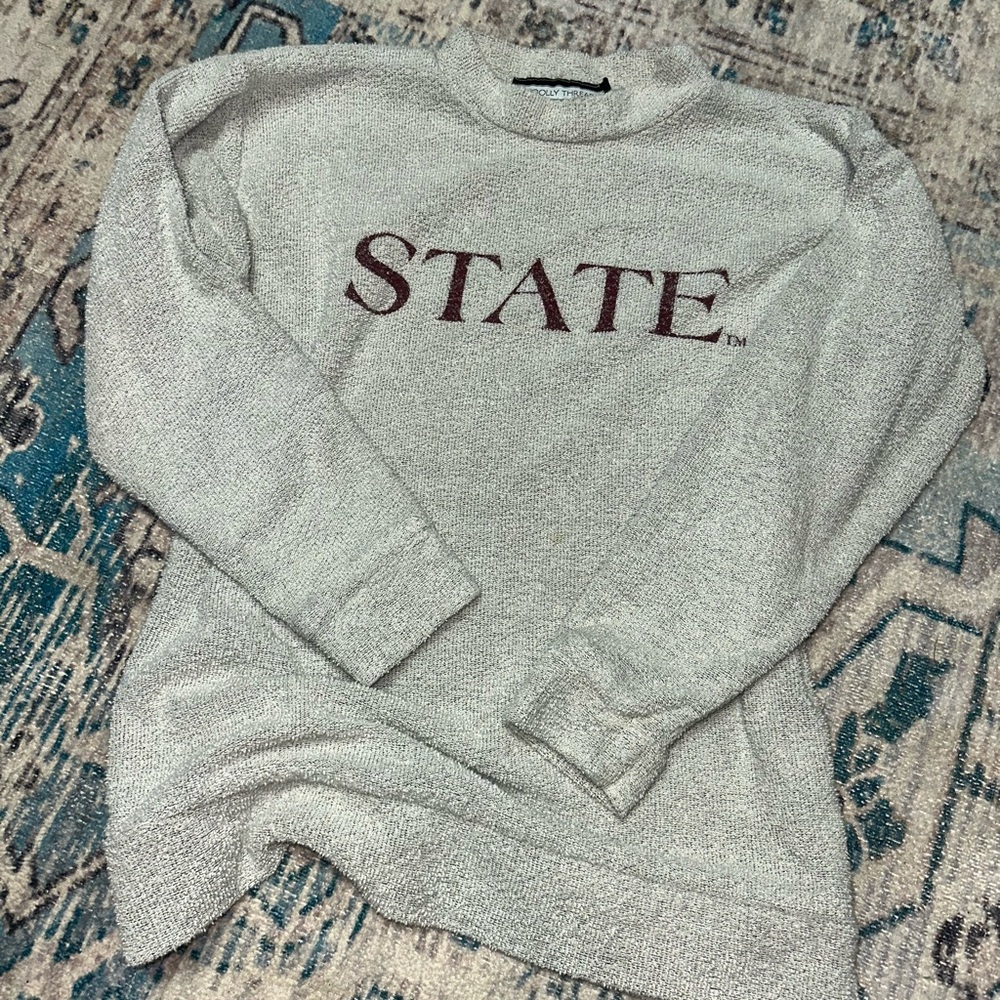 Woolly Threads Gray Sweatshirt